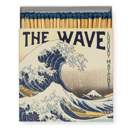 Archivist Lange Streichhölzer "Hokusai Wave" von The Archivist | 100 Stück in Square Matchbox