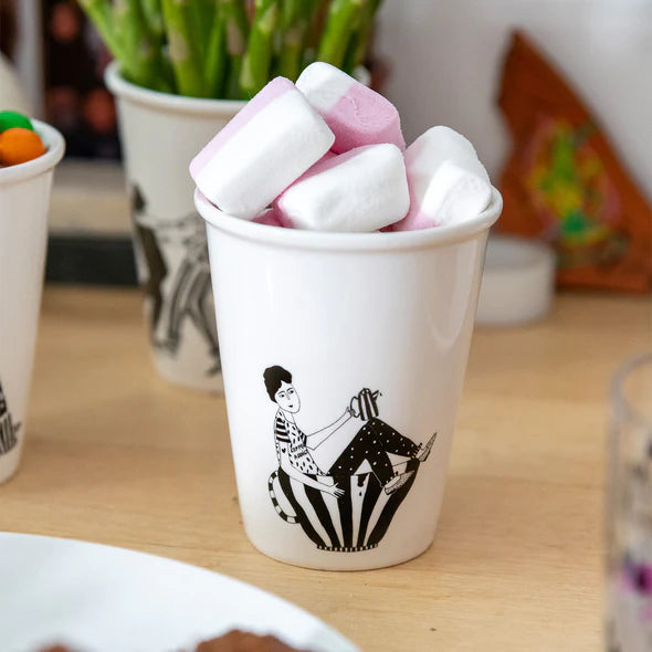 helen b Becher helen b "Coffee Addict" | Design Mug mit Illustrationen von Helen Blanchaert