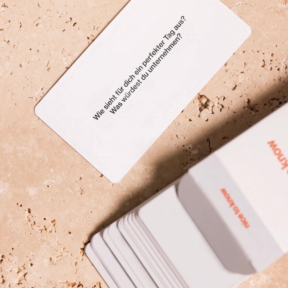The Deep Talk Connecting Card Game "The Deep Talk" | 90 Fragen, 21 Special Cards & Blankokarten