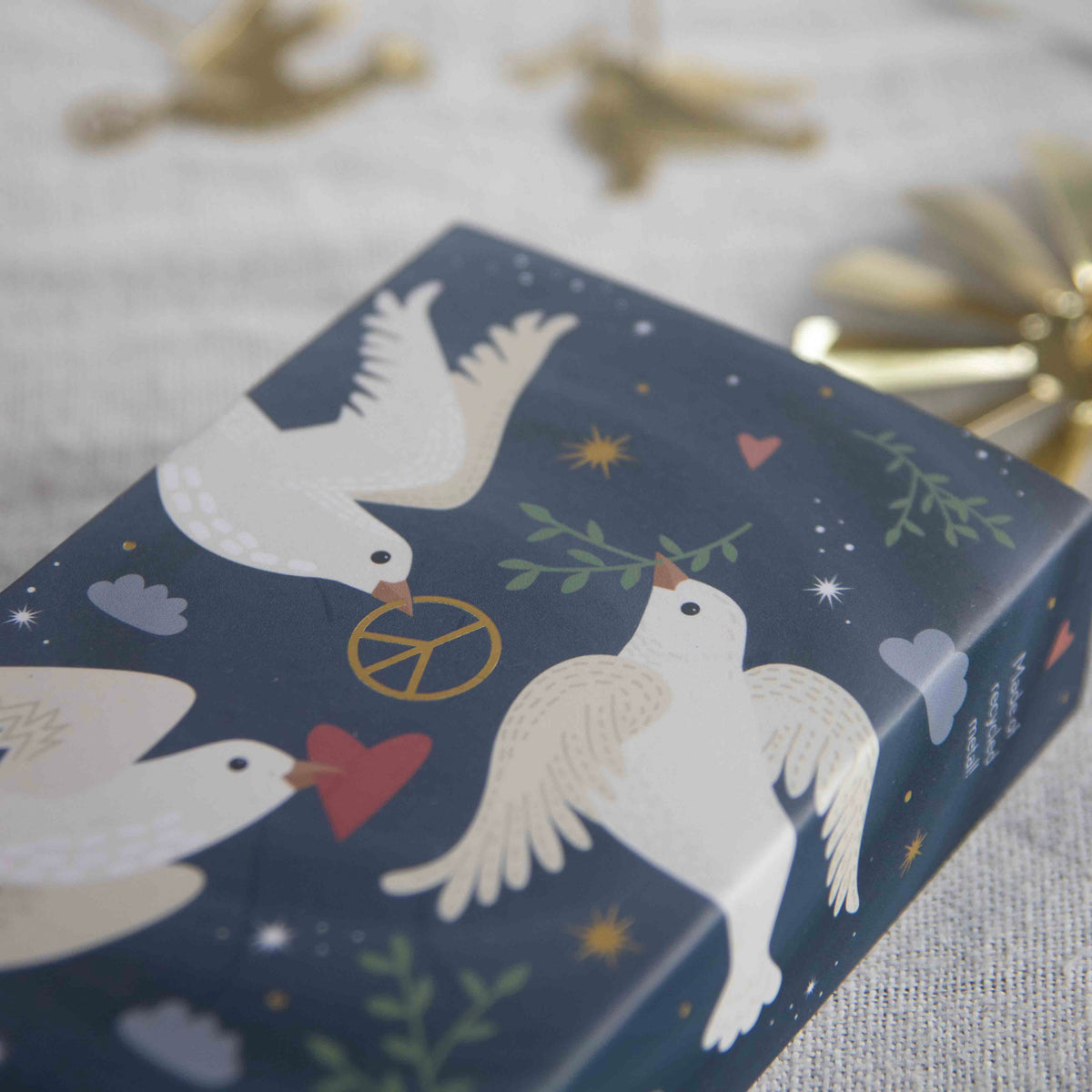 Engelspiel “Peace on Earth” | Weihnachtsdeko | Pluto Design