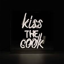 Locomocean Acrylic Box Neon „Kiss the Cook Orange“ | Locomocean | Neon Box für die Küche