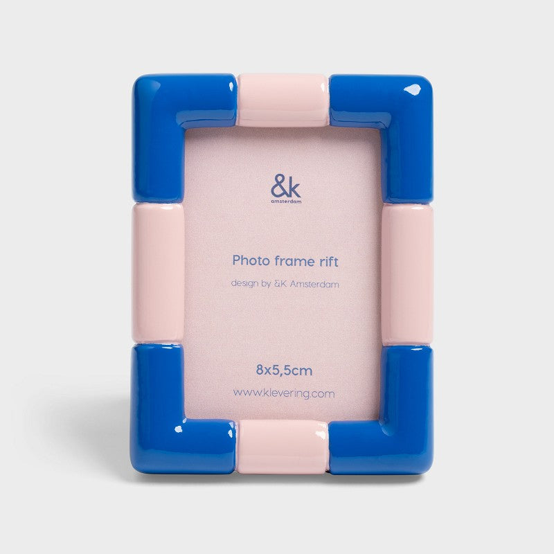 &Klevering Bilderrahmen „Rift Blue“ | Organisch geformtes Design | &Klevering