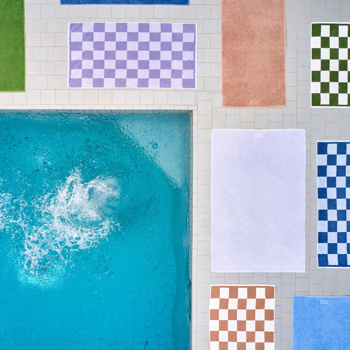 HAY Badetuch „Check Lavender 70×136 cm“ | Groß & gemustert | HAY
