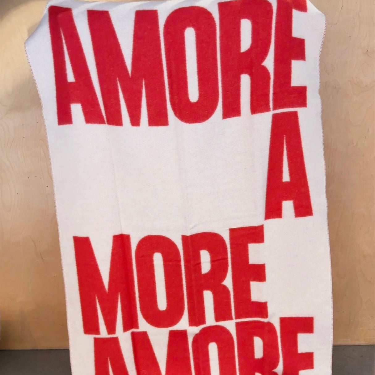 navucko Decke “Amore” Weiß/Rot 130 x 200 cm | 100% Wolle | navucko