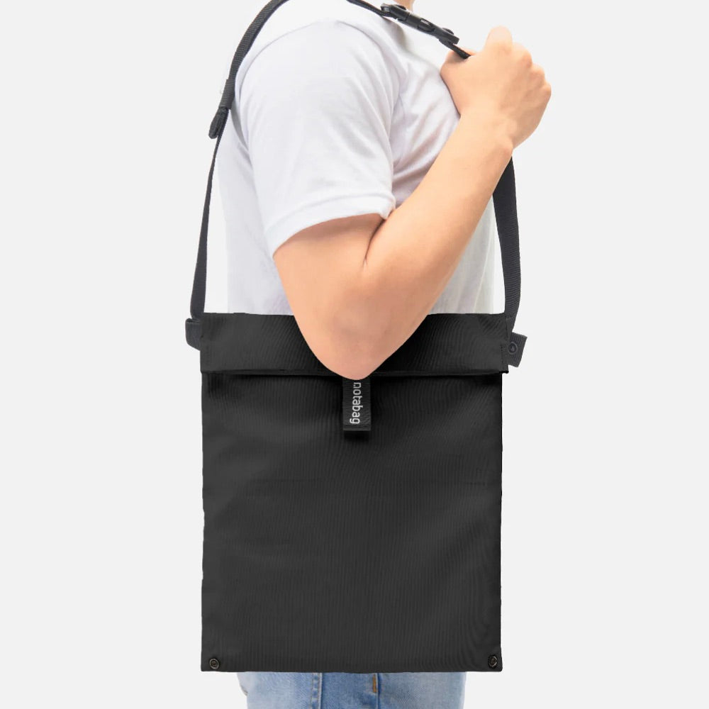 notabag Crossbody „Black“ | Minimal & vielseitig | Notabag