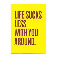 Deli Cards Postkarte "Life sucks less " | Lustige Karte mit Spruch für jeden Anlass