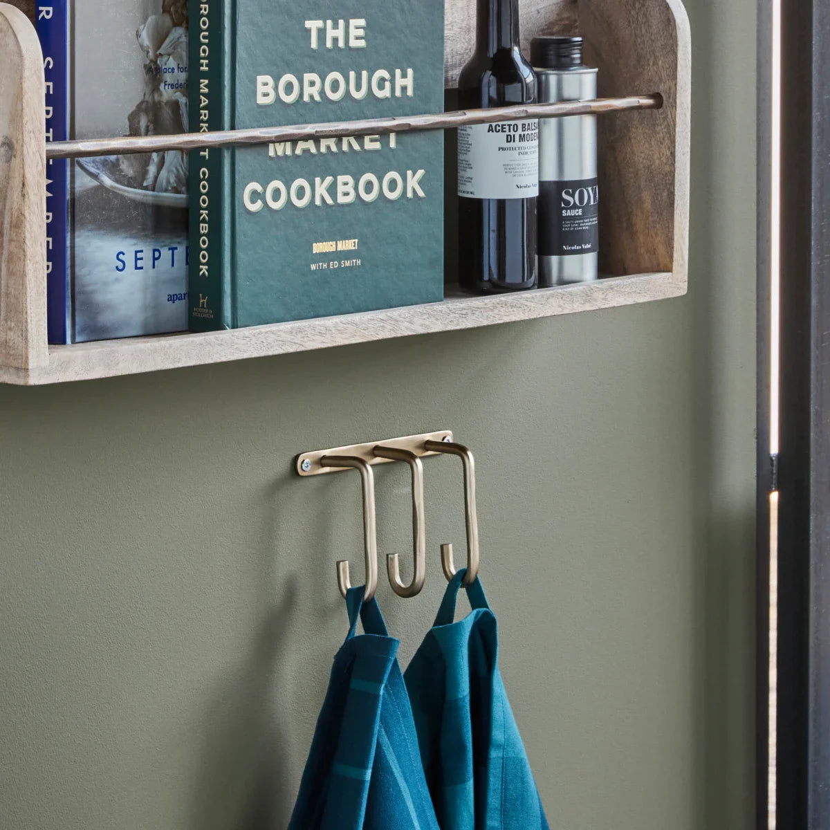 House Doctor Hakenleiste “Welo” Messing | Minimalistisches Design | House Doctor