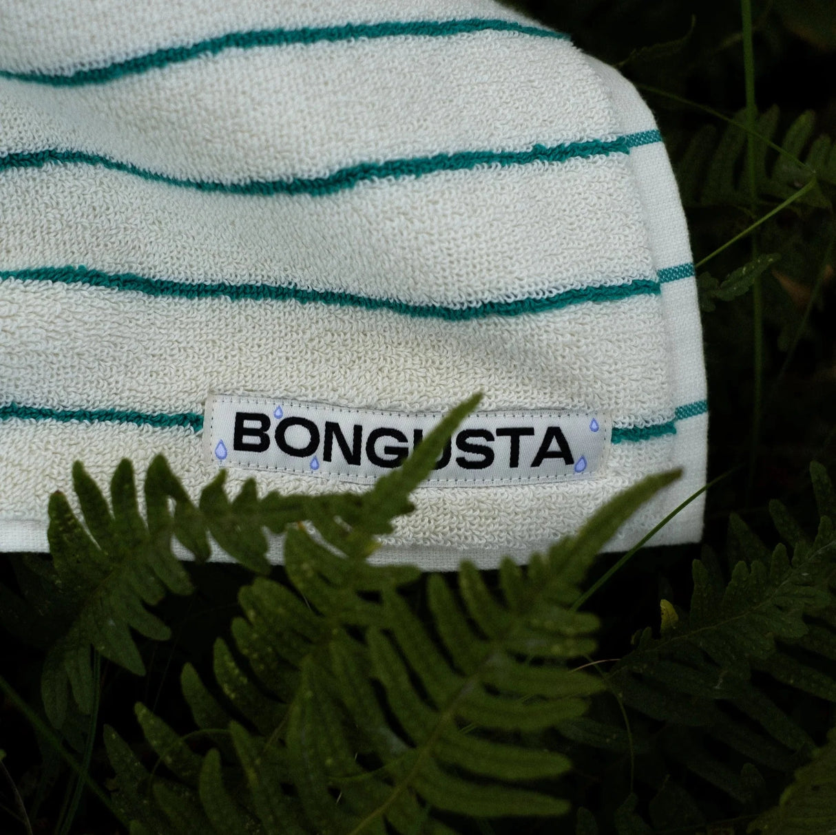BONGUSTA Handtuch Bongusta „Naram Pure White & Grass“ | Frisch und weich
