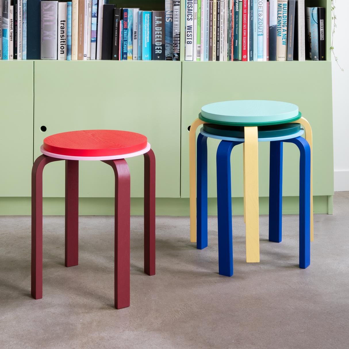 Remember Hocker Remember "Max" | Red | Bunt & Vielseitig