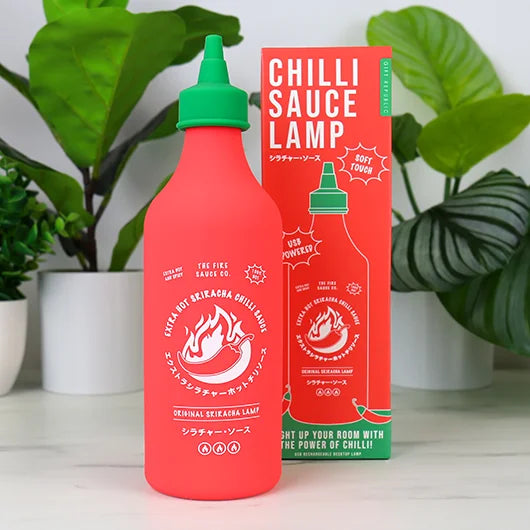 Gift Republic Lampe “Sriracha” | Würziges Licht mit Kultfaktor | Gift Republic