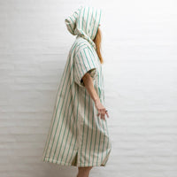 BONGUSTA Poncho „Naram Pure White & Grass“ (L/XL) | BONGUSTA | Stilvoller Poncho