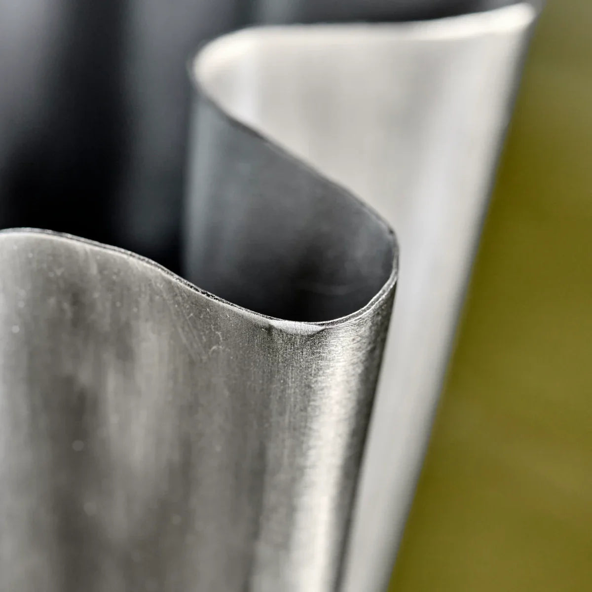 Vase “Flood Large” Silber | Skulpturales Design | House Doctor