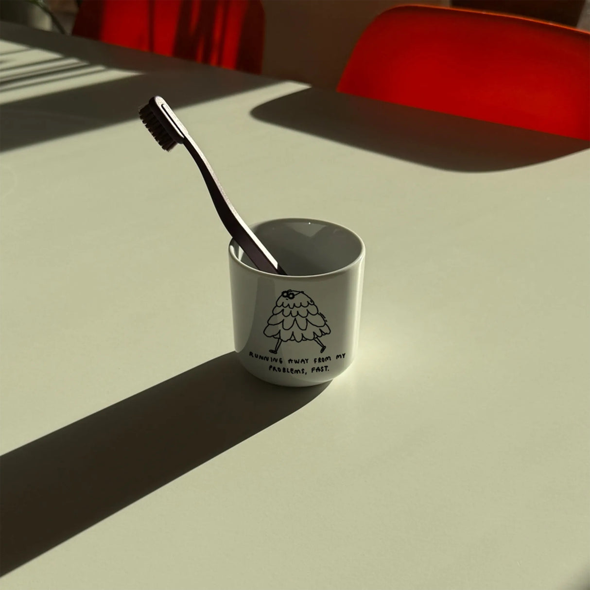 YAHYA Studio Becher YAHYA Studio “Running away fast” | Witzig | aus Porzellan