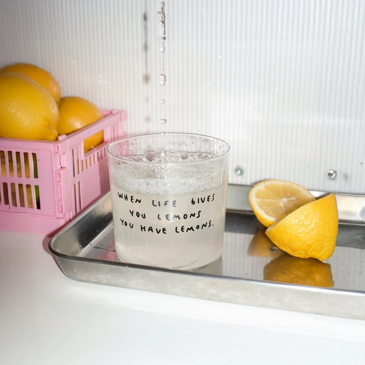 YAHYA Studio Trinkglas "When life gives you lemons"