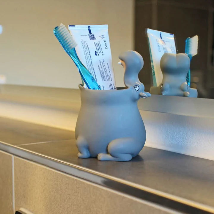 WINKEE Zahnbürstenhalter “Hippo” | Bad-Accessoire mit Humor | WINKEE
