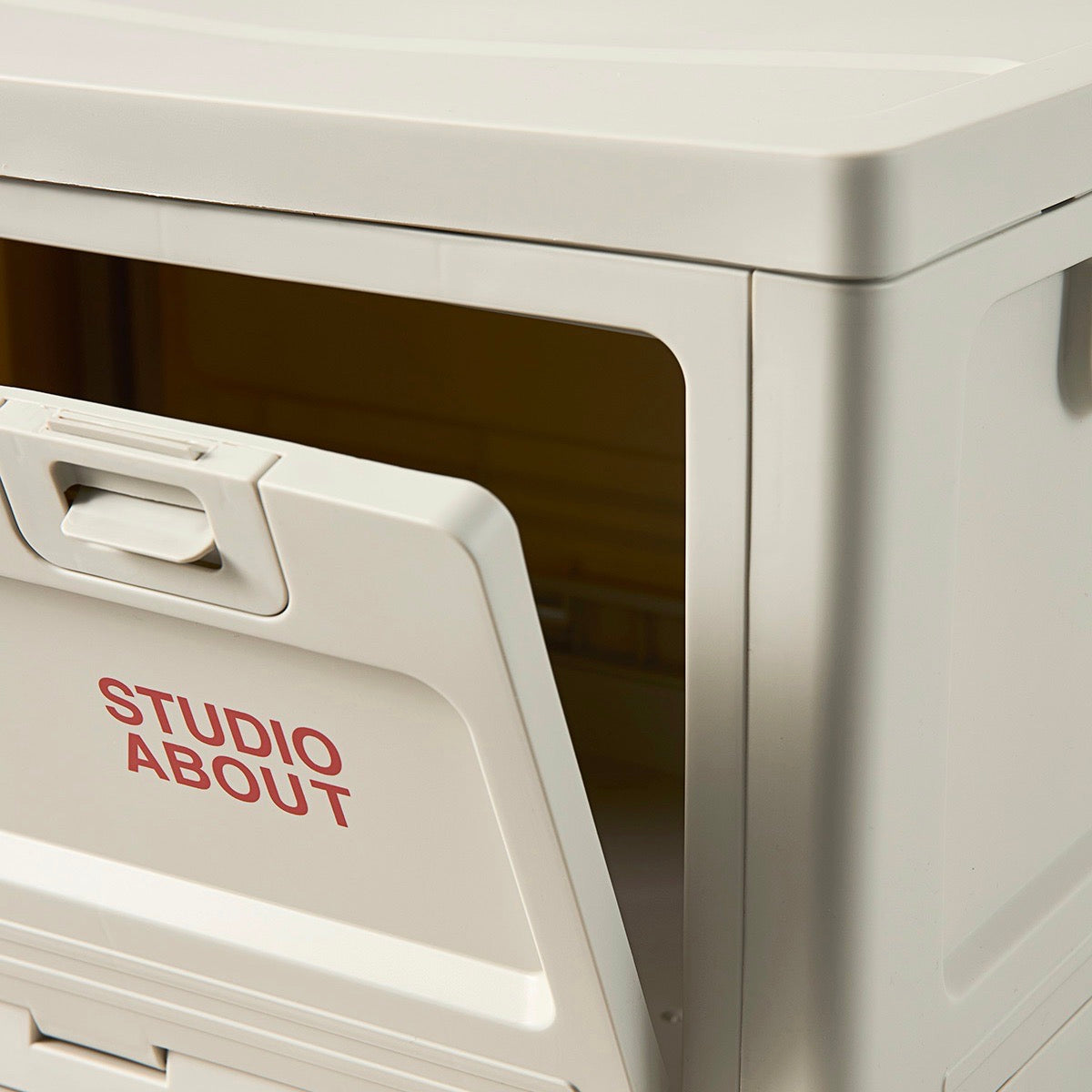 Studio About Aufbewahrungsbox Studio About "Large" | Light Grey Kunststoff | Geräumig & Stabil