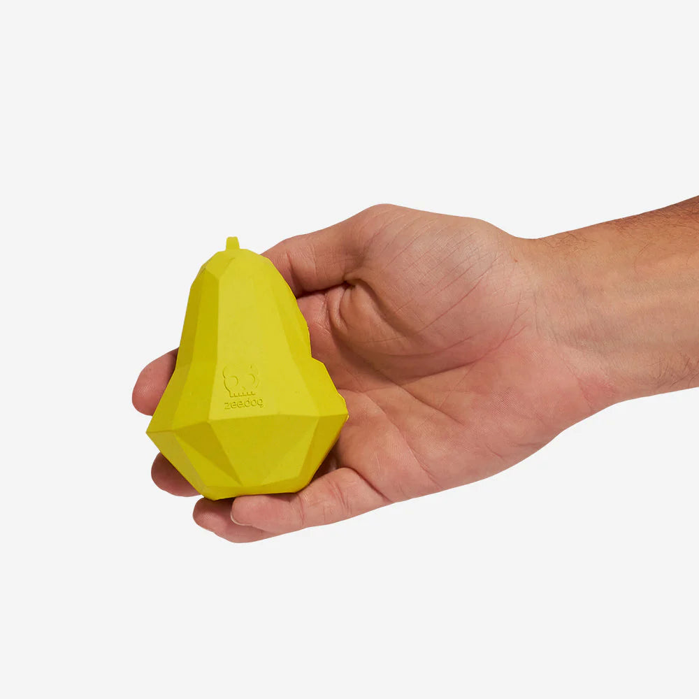 Zee.Dog Spielzeug “Super Pear” | Verspieltes Design | Zee.Dog