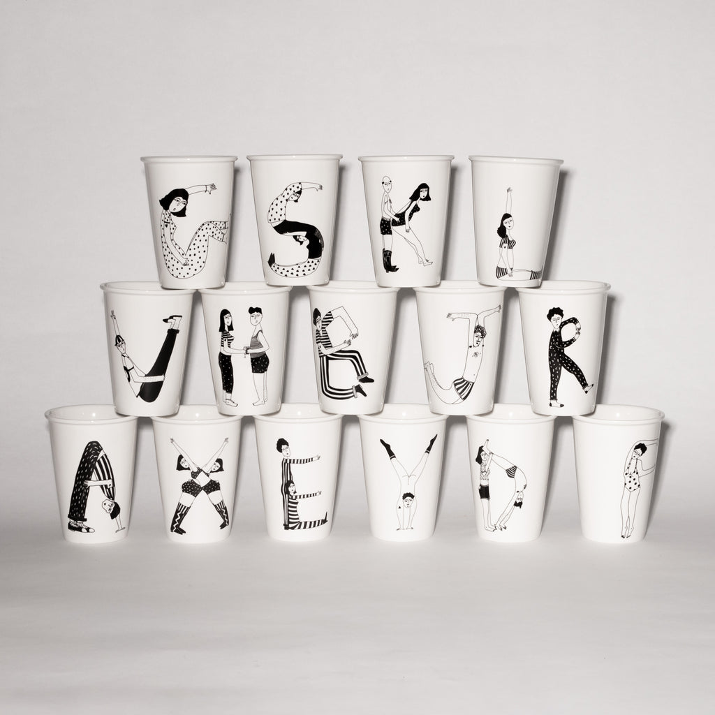 helen b 6er Set Buchstaben-Becher von helen b | Design Mugs XL mit Illustrationen von Helen Blacheart