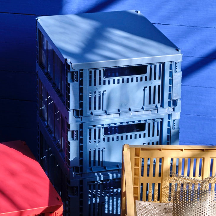 HAY Faltbox „Colour Crate Medium Electric Blue“ | Kräftig & funktional | HAY