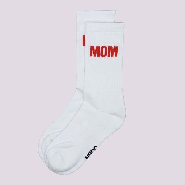 NO BAD DAYS CLUB Socken “Mom” Rot | Für Power-Mamas | NO BAD DAYS CLUB