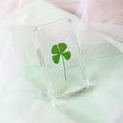 &Klevering Cube „Lucky Clover“ | Dekorativer Resin-Block mit Glücksmotiv | &Klevering