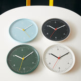 HAY Wanduhr „Wall Clock Green“ | Zeitloses Design in Farbe | HAY