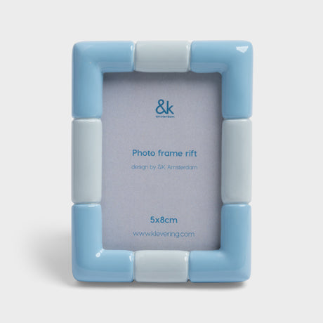 &Klevering Bilderrahmen „Rift Ice Blue“ | Knallig und modern | &Klevering
