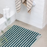 BONGUSTA Badematte BONGUSTA “Naram Seafoam & Deep Teal” | 50x80 cm | Komfort & Farbe