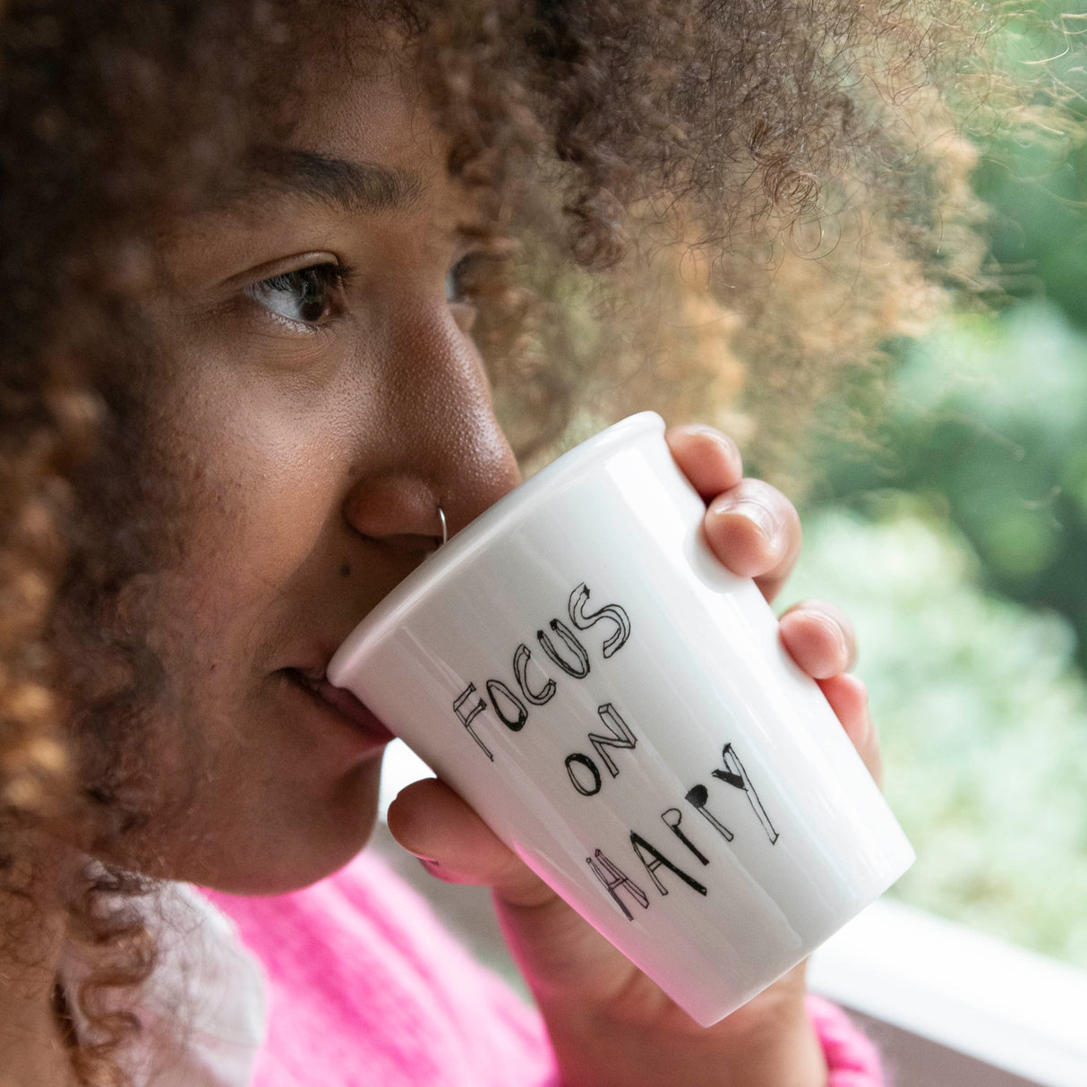 helen b Becher helen b "Focus on Happy" | Design Mug mit Illustrationen von Helen Blanchaert