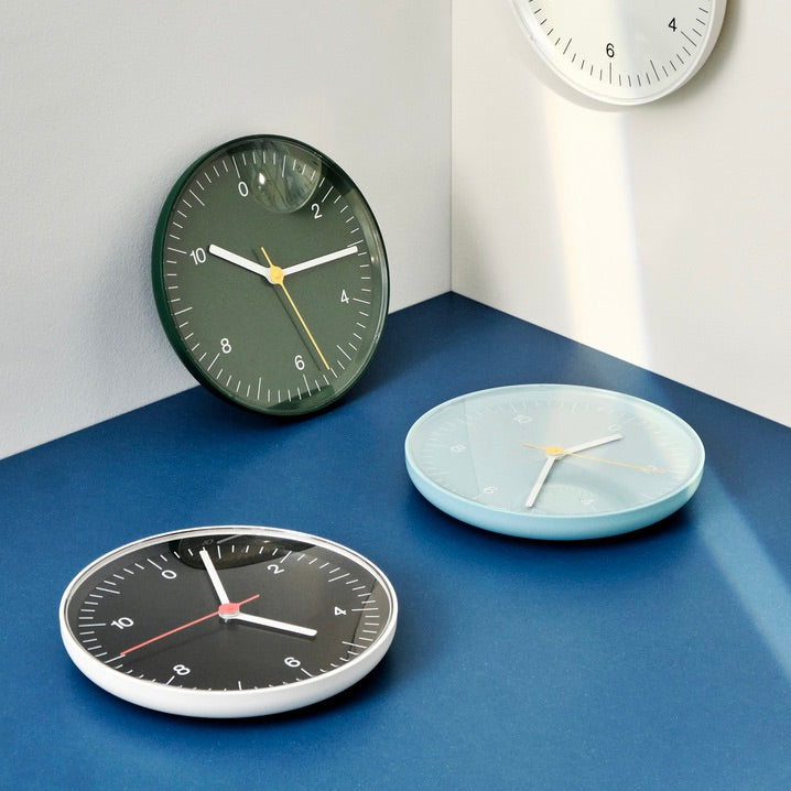 HAY Wanduhr „Wall Clock Black“ | Schlicht & funktional | HAY