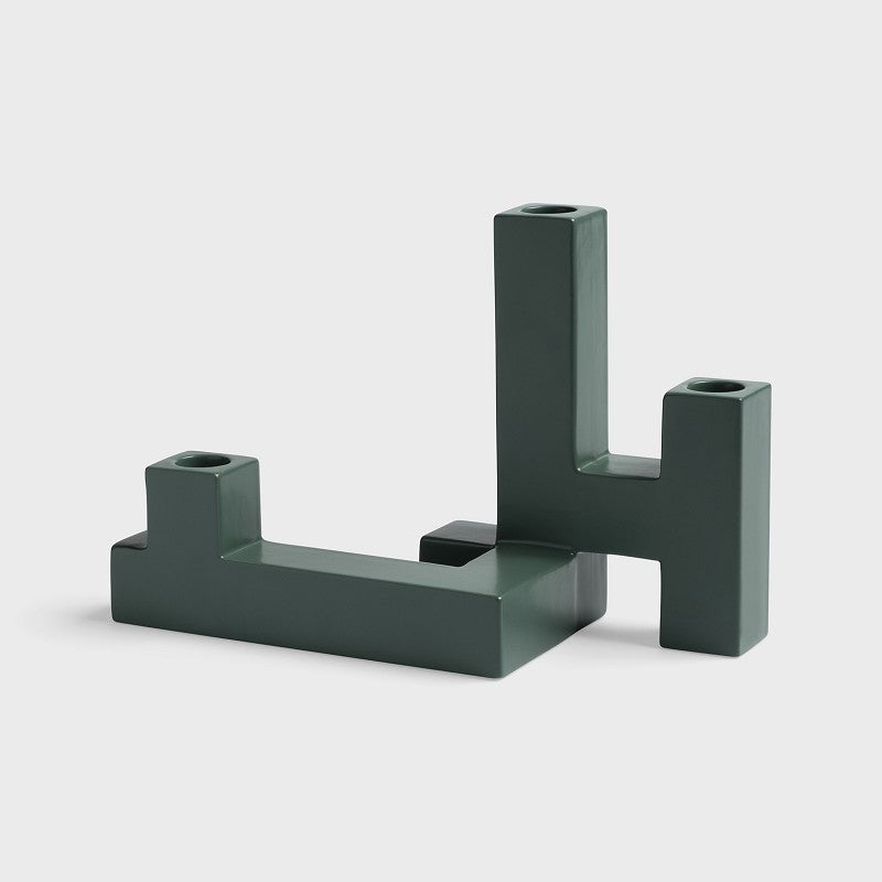 &Klevering Kerzenhalter "Tube Green Large" von &Klevering | Dekorative und geometrische Tischdekoration in Grün