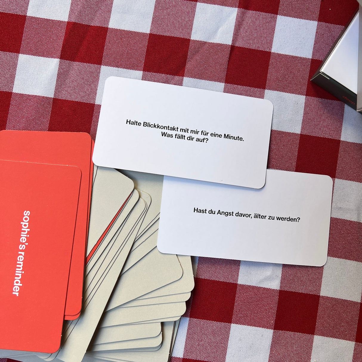 The Deep Talk Connecting Card Game "The Deep Talk" | 90 Fragen, 21 Special Cards & Blankokarten