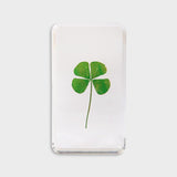 &Klevering Cube „Lucky Clover“ | Dekorativer Resin-Block mit Glücksmotiv | &Klevering