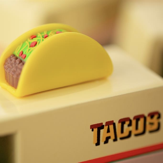 Candylab Toys Candycar Candylab “Taco Van” | Retro-Holzauto im Streetfood-Stil