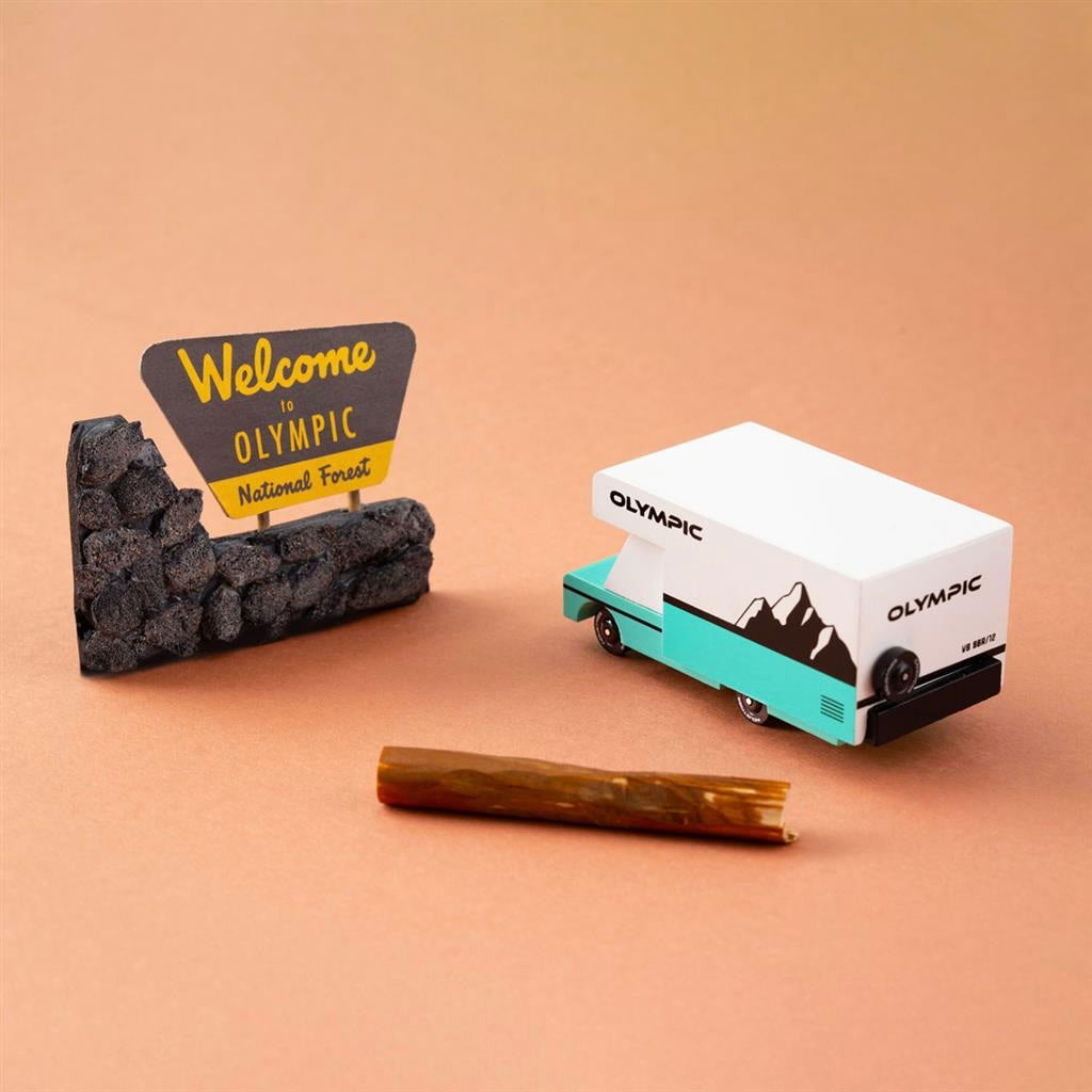 Candylab Toys Candycar Candylab “Olympic RV” | Camping-Holzauto
