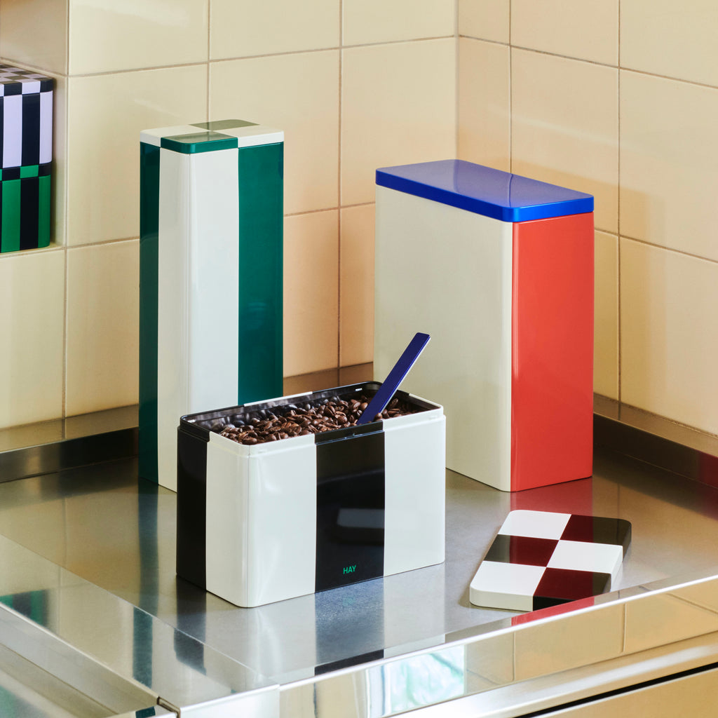HAY Dose „Tin Container XL“ | Off-White, Blue & Red | HAY