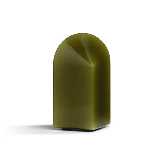 HAY Tischleuchte „Parade Lamp 240 Moss Green“ | Skulptur mit Licht | HAY