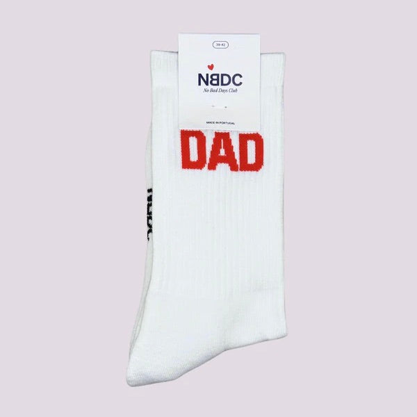 NO BAD DAYS CLUB Socken “Dad” Rot" | Für die coolsten Papas | NO BAD DAYS CLUB