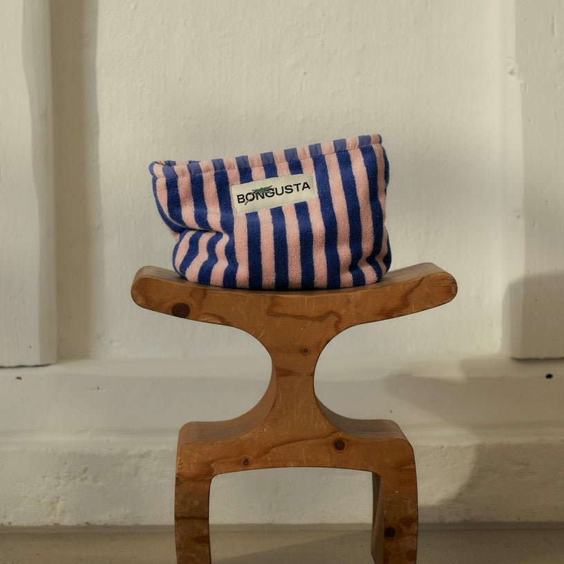 BONGUSTA Kulturbeutel „Naram Dazzling Blue & Rose“ | Blau-Rosa-Kombi | Bongusta
