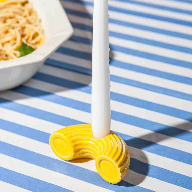 DOIY Kerzenhalter „Macaroni M“ | Spielerische Form | DOIY