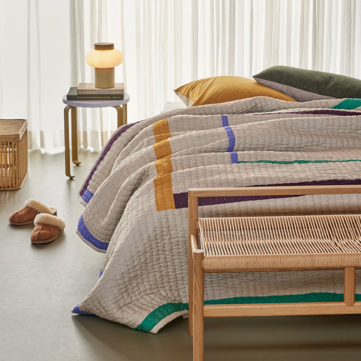 Hübsch Tagesdecke „Twist Square Sand/Multicolour“ | 260 × 260 cm | Hübsch