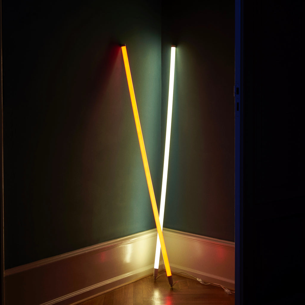 HAY Leuchte „Neon Tube Yellow“ | Sonnige LED-Röhre mit Retro-Vibes | HAY