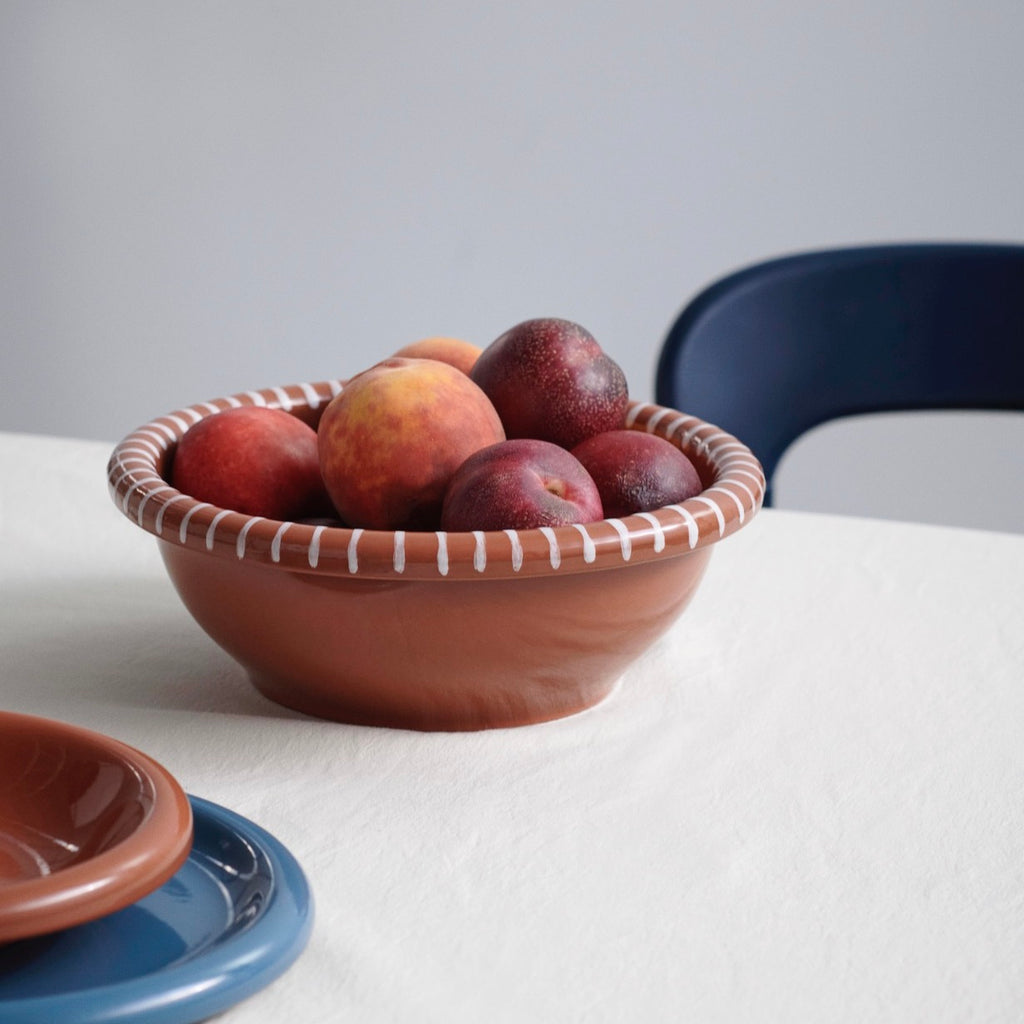 HAY Salatschale „Barro Large Natural with Stripes“ | Handgemacht & robust | HAY
