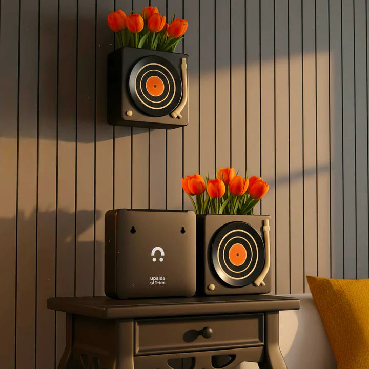 UPSIDE STORIES Vase “Vinyl” | Retro Design | UPSIDE STORIES