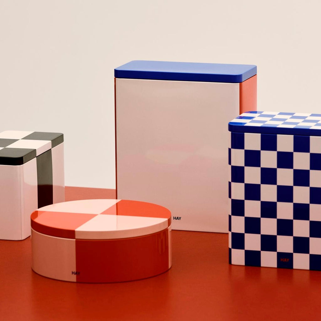 HAY Dose „Tin Container XL“ | Off-White, Blue & Red | HAY
