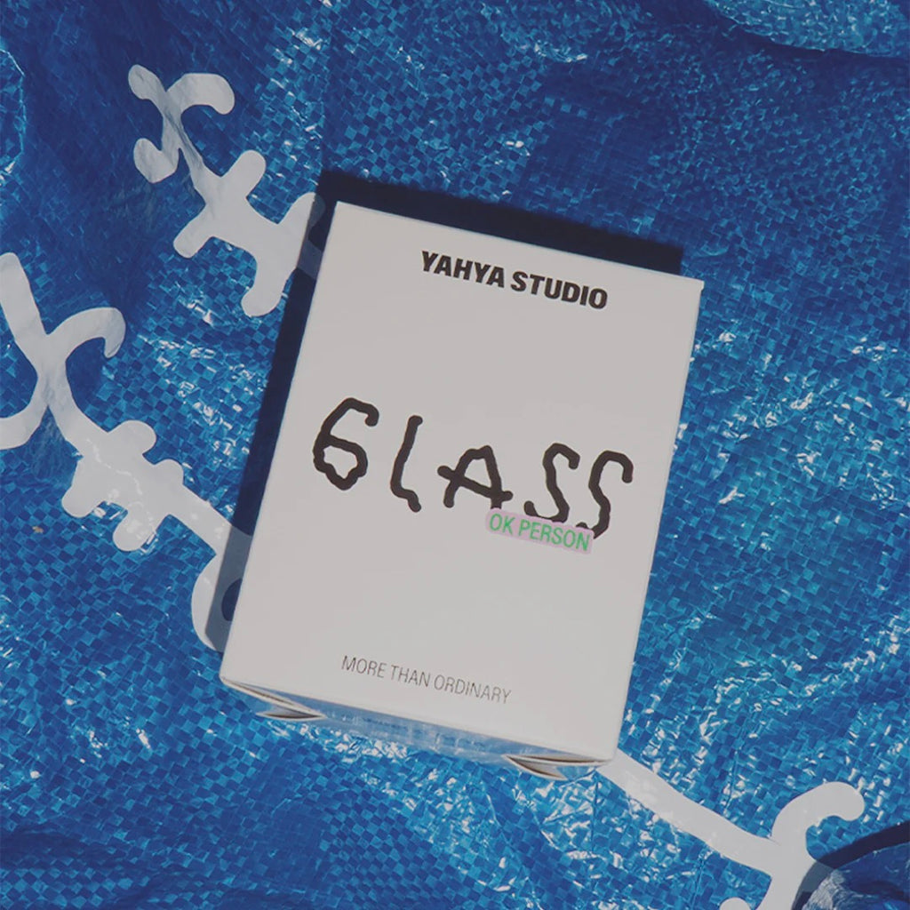 YAHYA Studio Glas „OK Person (L)“ | Lustige Illustration | YAHYA Studio