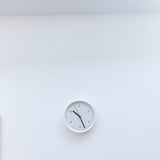 HAY Wanduhr „Wall Clock White“ | Zeitlos fürs Zuhause | HAY