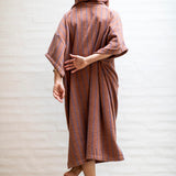 BONGUSTA Poncho „Naram Camel & Ultramarine L/XL“ | Entspannt drüberziehen | Bongusta