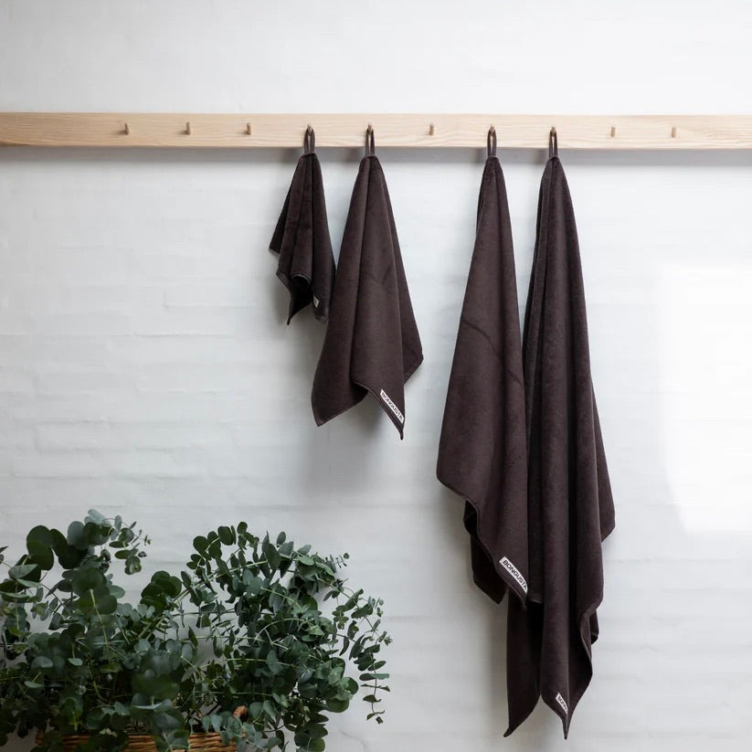 BONGUSTA Badelaken „Naram Coffee 100×150 cm“ | Edler Farbton | BONGUSTA
