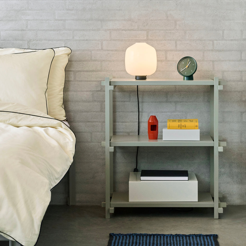 HAY Standuhr „Table Clock Green“ | Kompakt, klar & dekorativ | HAY